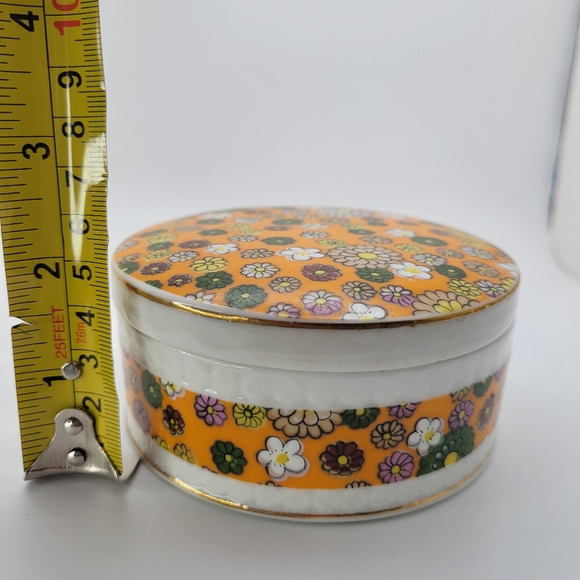 Vintage Porcelian Trinket Boxes Bathroom Vanity Set Powder Container Flower... - Picture 5 of 11